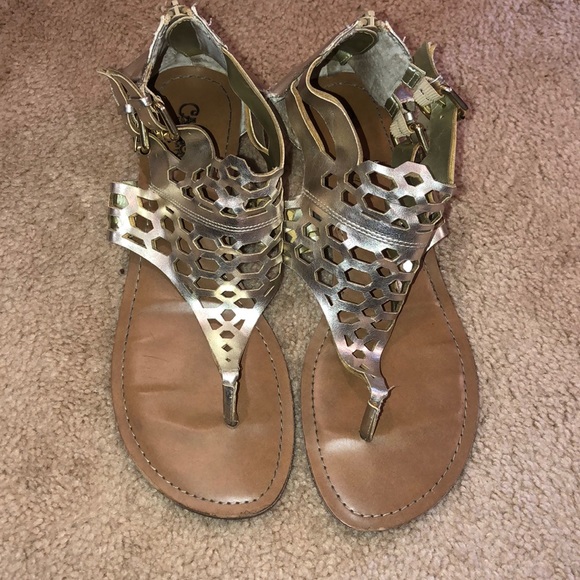 gold sandals - Picture 5 of 14